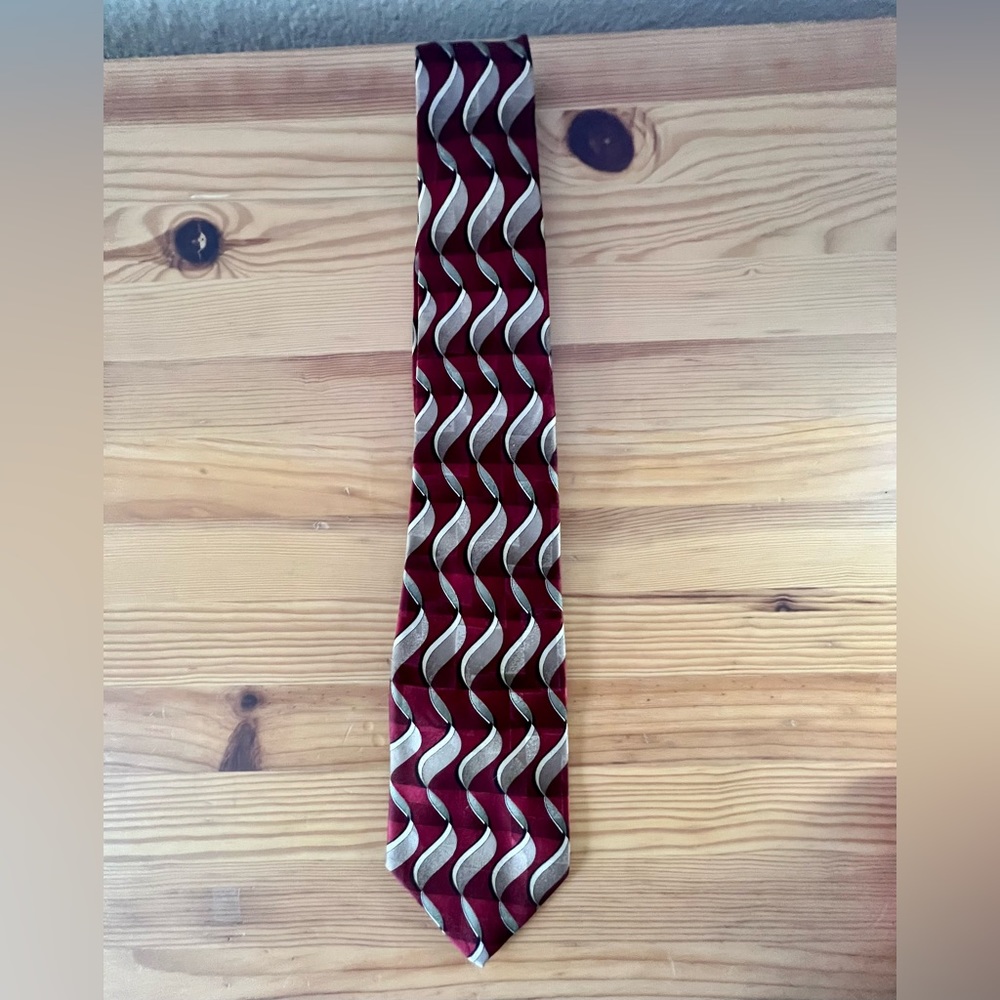 New tie no tags